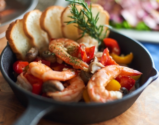 東京PAPA COOKの季節の⾷材を使ったアヒージョの画像